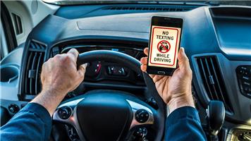 Campaign to tackle drivers using mobile phone
