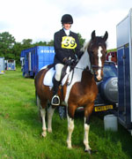 Kerri Martin, Horserider
