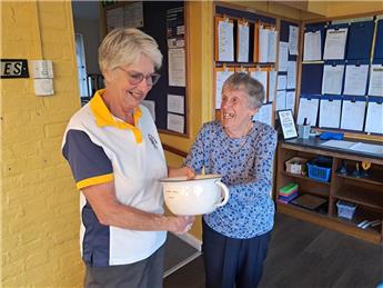Mid Sussex team retains Jimmy Riddle Trophy after fine comeback