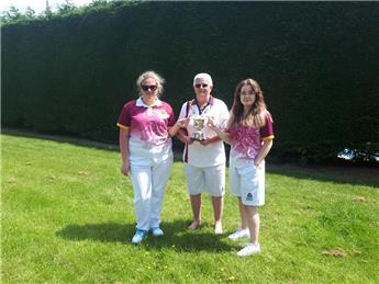 DOUBLE DELIGHT FOR OAKLEY JUNIORS