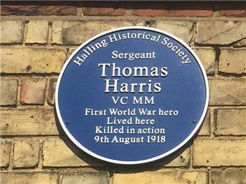 The plaque - Unveiling of Blue Plaque for Sergeant Thomas Harris VC MM