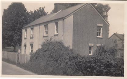 Date Unknown - Lumbry Farm Cottage, Selborne Road, ALTON, GU34 3HL - New Postcard added to website