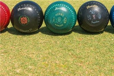  - A Beginners Guide to Lawn Bowling