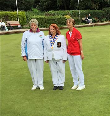 Pauline and Fiona with Marjorie Lenny - Mowsbury Park Member Fiona Mowe Reaches Swallow Cup Final