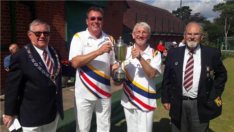 Vic Druce and Colin Bingley receiving the winners trophy from B&D President : Mike Sykes and Vice Preseident: Norman Weller - Bournemouth & District Pairs Winners 2018