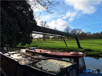 Gas pipe refurbishment - pipe over the canal