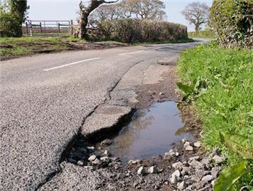  - Reporting problems with roads/pavements
